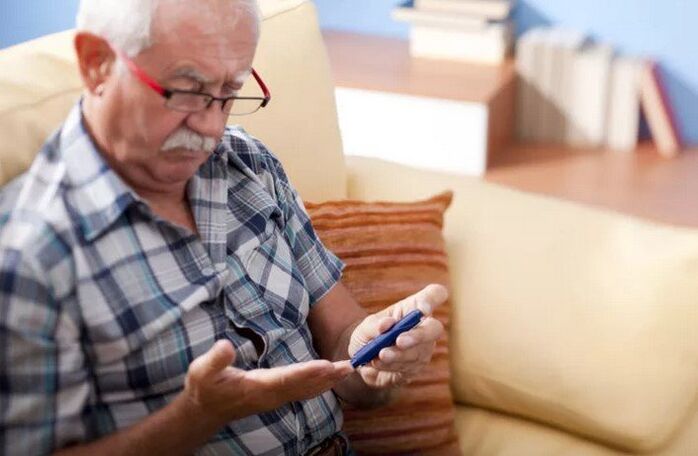 People with diabetes should measure blood glucose and take glucose-lowering drugs